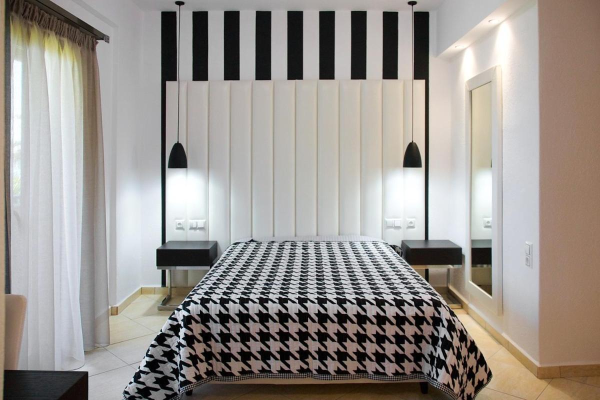 Stamos Apartments And Studios Vourvourou Rum bild