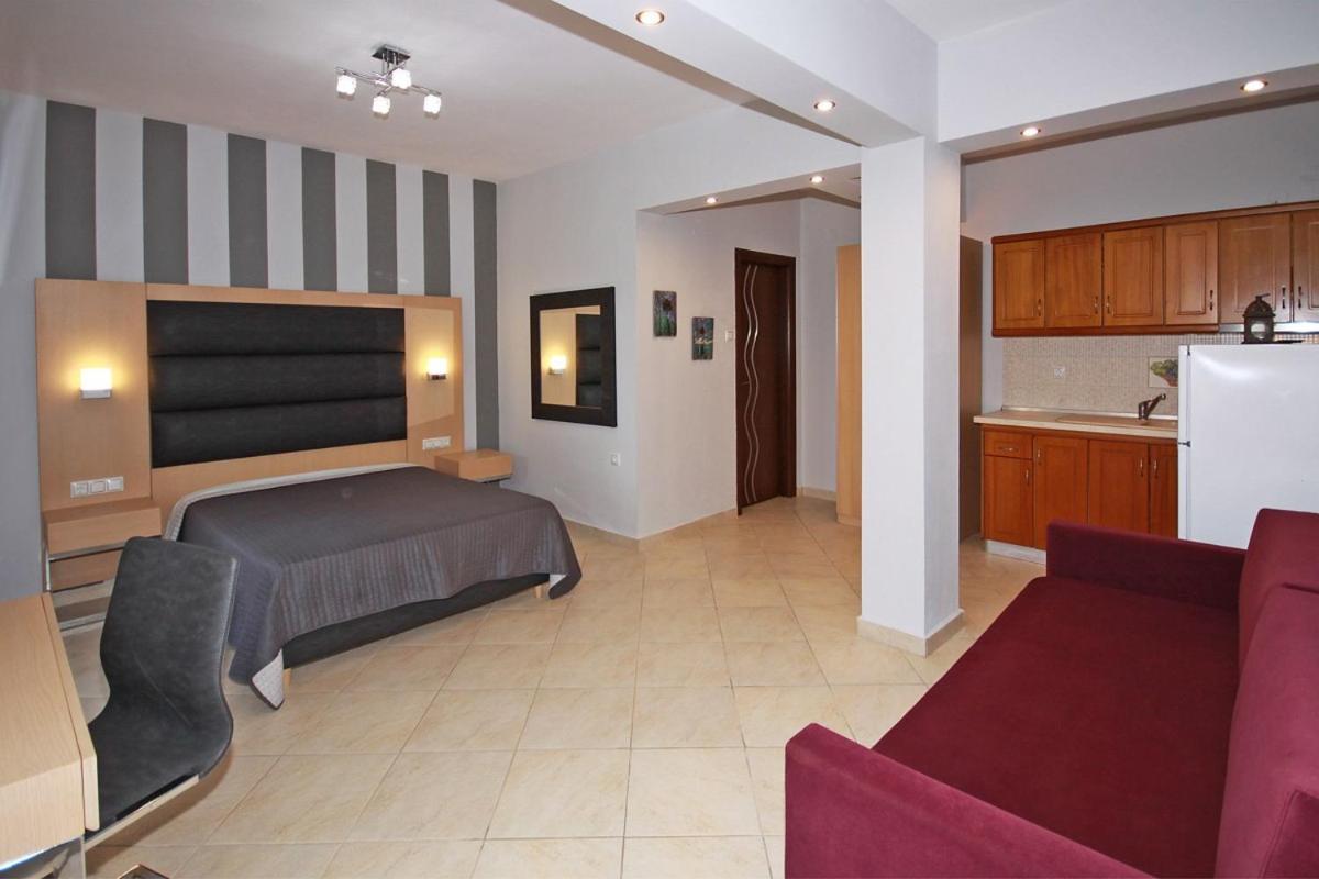 Stamos Apartments And Studios Vourvourou Rum bild
